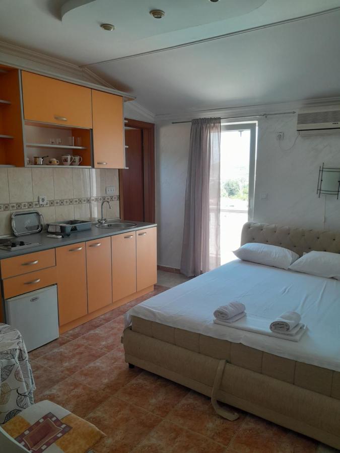 Apartmani In Будва Екстериор снимка