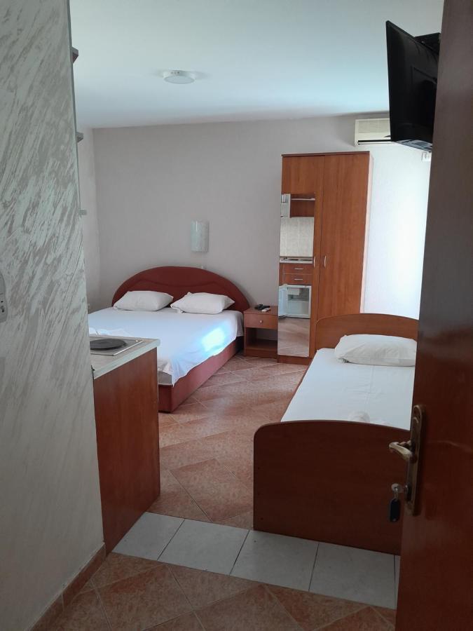 Apartmani In Будва Екстериор снимка