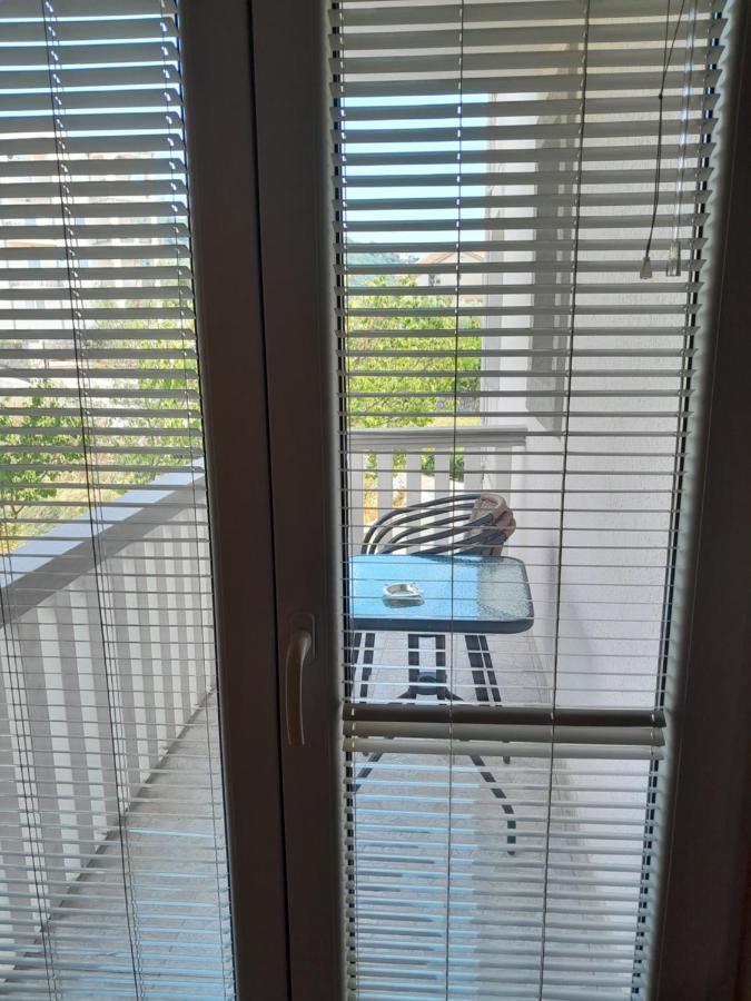 Apartmani In Будва Екстериор снимка