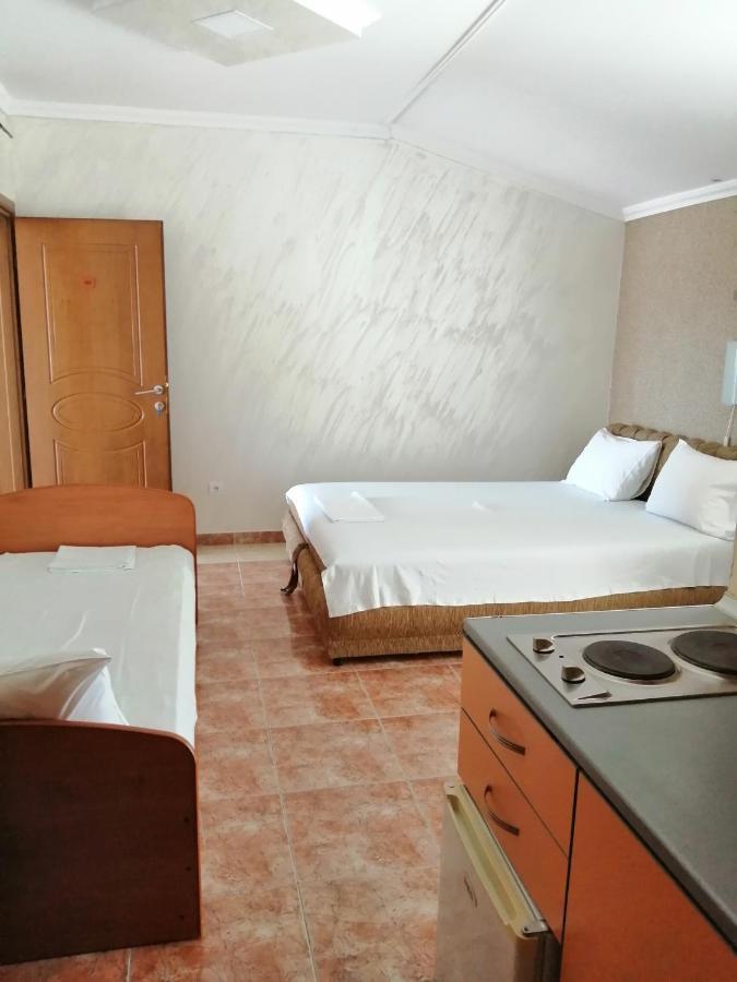 Apartmani In Будва Екстериор снимка